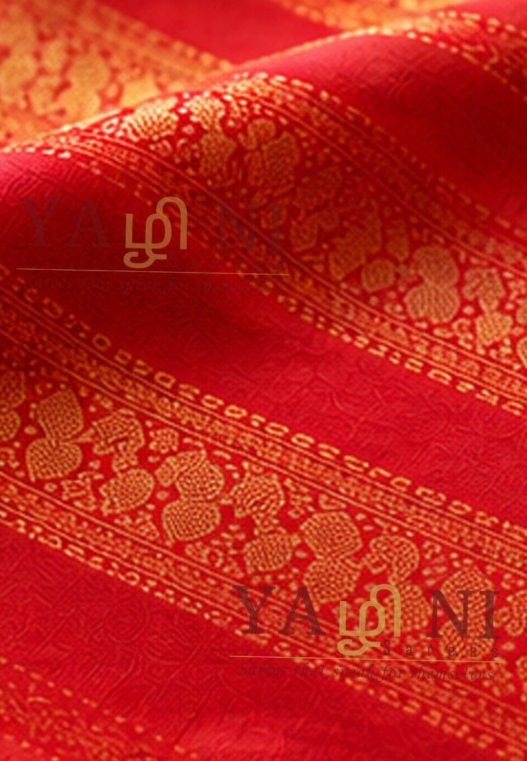 Peach Cotton Saree with Vermilion Red Zari Border & Pallu - Image 2