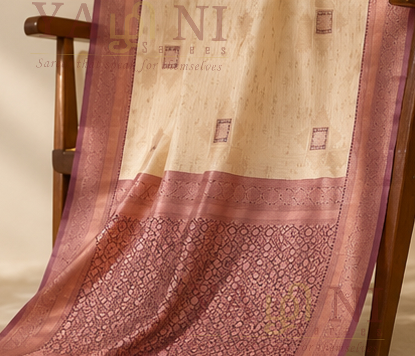 Ivory Cream with Mauve Zari Border & Designer Pallu - Image 2